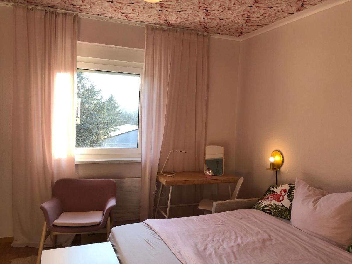 Altstadt Naehe 7 Min Fussweg Ueber Alte Maibruecke Zu Pension Mit Balkon & Garten, Ideal For Long Stay, Relocation ออคเซนฟอร์ท ภายนอก รูปภาพ