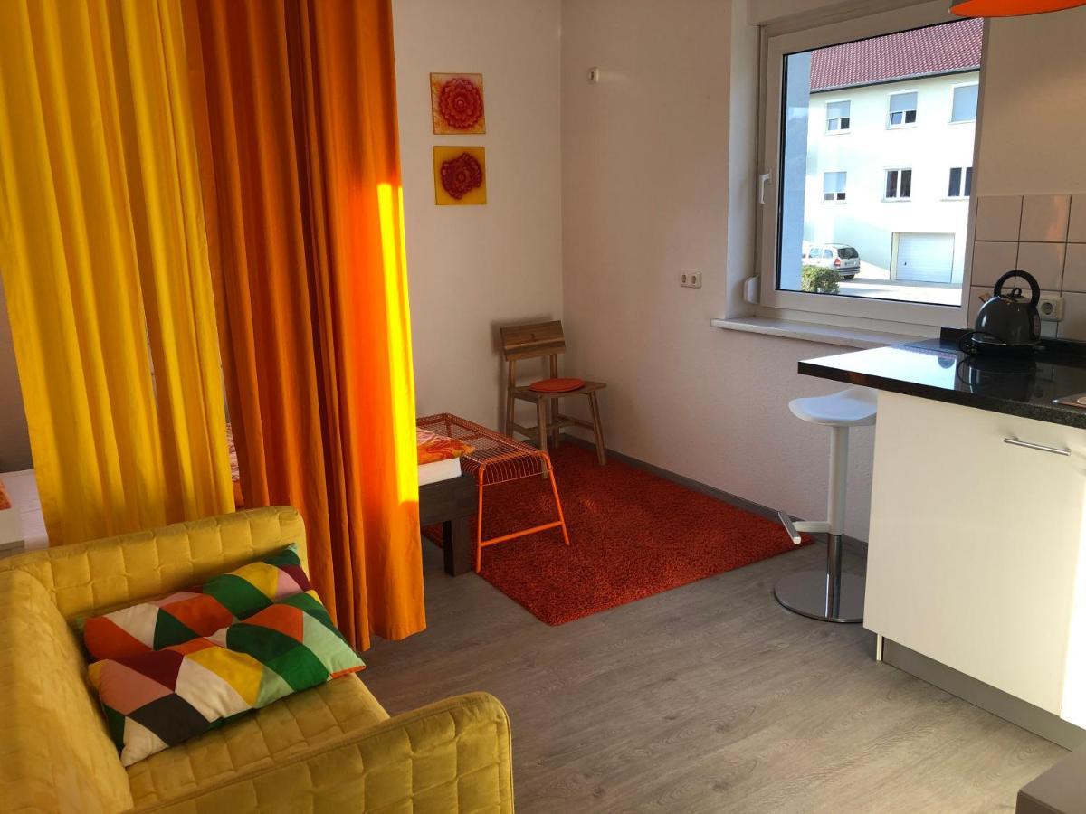 Altstadt Naehe 7 Min Fussweg Ueber Alte Maibruecke Zu Pension Mit Balkon & Garten, Ideal For Long Stay, Relocation ออคเซนฟอร์ท ภายนอก รูปภาพ