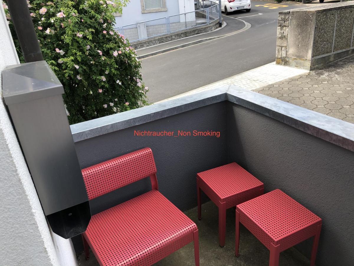 Altstadt Naehe 7 Min Fussweg Ueber Alte Maibruecke Zu Pension Mit Balkon & Garten, Ideal For Long Stay, Relocation ออคเซนฟอร์ท ภายนอก รูปภาพ